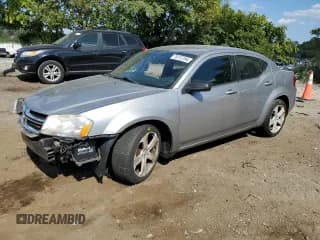 ✅ 2013 Dodge Avenger SE • VIN: 1C3CDZAB8DN628150 • Lot: 76913214. Wystawiony na Copart z przebiegiem Nie podano. Bezpłatny archiwum sprzedaży aukcyjnych z USA i szczegółowy raport historii pojazdu na DreamBid. Zdjęcie 1.