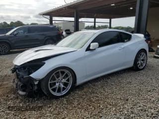 ✅ 2014 Hyundai Genesis Coupe Premium • VIN: KMHHT6KD3EU113899 • Lot: 63036435. Wystawiony na Copart z przebiegiem 97 795 mil. Bezpłatny archiwum sprzedaży aukcyjnych z USA i szczegółowy raport historii pojazdu na DreamBid. Zdjęcie 1.