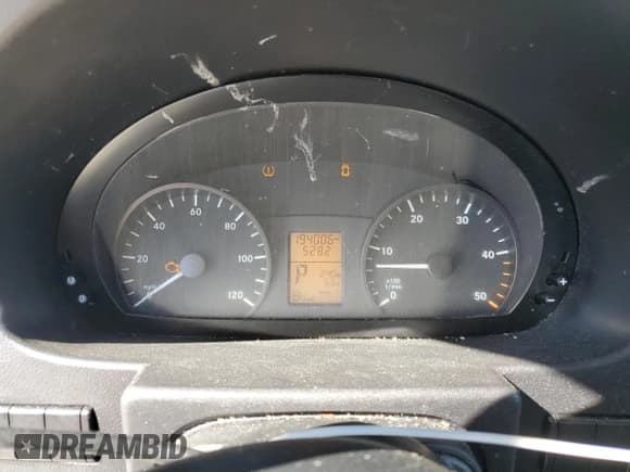 ✅ 2014 Mercedes-Benz Sprinter Cargo • VIN: WD3PE8CC4E5868012 • Лот: 52809965. Опубликован ранее на Copart с пробегом 194 006 миль. Бесплатный доступ к архиву аукционных продаж из США и подробный отчёт об истории автомобиля на DreamBid. Изображение 9.