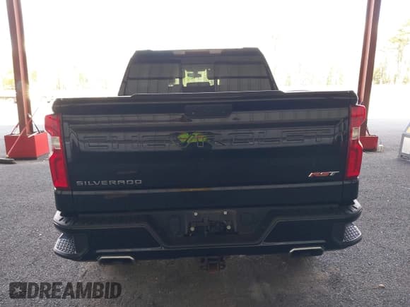 ✅ 2022 Chevrolet Silverado 1500 RST • VIN: 1GCUYEED2NZ115849 • Лот: 43515982. Опубликован ранее на IAAI с пробегом 107 122 миль. Бесплатный доступ к архиву аукционных продаж из США и подробный отчёт об истории автомобиля на DreamBid. Изображение 15.