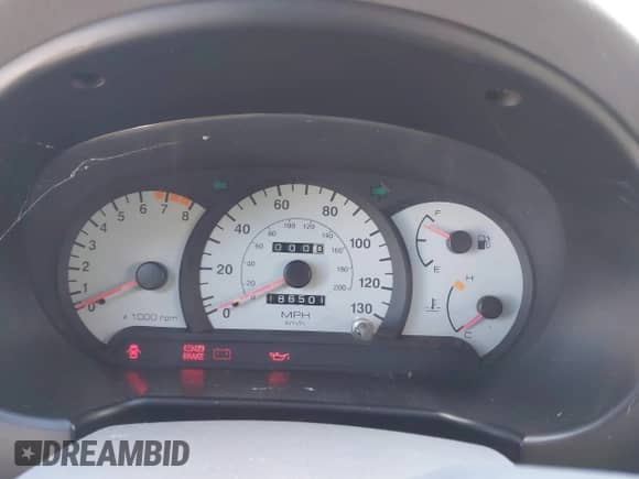 2001 Hyundai Accent GS z VIN KMHCG35C31U144323, wystawiony jako IAAI lot #41695996 z przebiegiem 186 501 mil mil oraz . Historia ofert i sprzedaży dostępna na DreamBid. Obrazek 7.