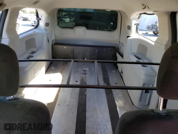 ✅ 2014 Ram Cargo Van Tradesman • VIN: 2C4JRGAG7ER383995 • Lot: 67410134. Wystawiony na Copart z przebiegiem 21 383 mil. Bezpłatny archiwum sprzedaży aukcyjnych z USA i szczegółowy raport historii pojazdu na DreamBid. Zdjęcie 10.