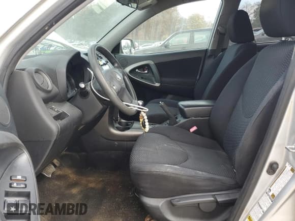 ✅ 2010 Toyota RAV4 Sport • VIN: JTMRK4DV8A5091313 • Lot: 91485395. Listed on Copart with 218,323 mi. Free auction sales archive from the USA and detailed vehicle history report at DreamBid. Image 7.