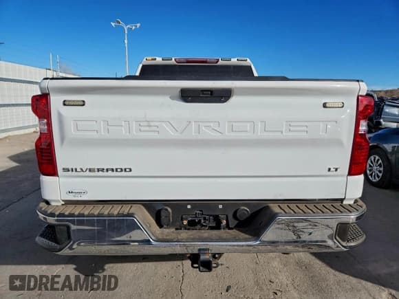 ✅ 2019 Chevrolet Silverado 1500 LT • VIN: 1GCUYDED7KZ216066 • Lot: 95400615. Wystawiony na Copart z przebiegiem 193 419 mil. Bezpłatny archiwum sprzedaży aukcyjnych z USA i szczegółowy raport historii pojazdu na DreamBid. Zdjęcie 6.