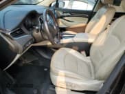 ✅ 2018 Buick Enclave Essence • VIN: 5GAEVAKW5JJ162816 • Lot: 66757945. Wystawiony na Copart z przebiegiem 74 915 mil. Bezpłatny archiwum sprzedaży aukcyjnych z USA i szczegółowy raport historii pojazdu na DreamBid. Zdjęcie 7.