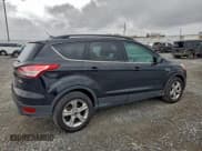 ✅ 2016 Ford Escape SE • VIN: 1FMCU0GX9GUB06174 • Lot: 93429345. Wystawiony na Copart z przebiegiem 83 092 mil. Bezpłatny archiwum sprzedaży aukcyjnych z USA i szczegółowy raport historii pojazdu na DreamBid. Zdjęcie 3.