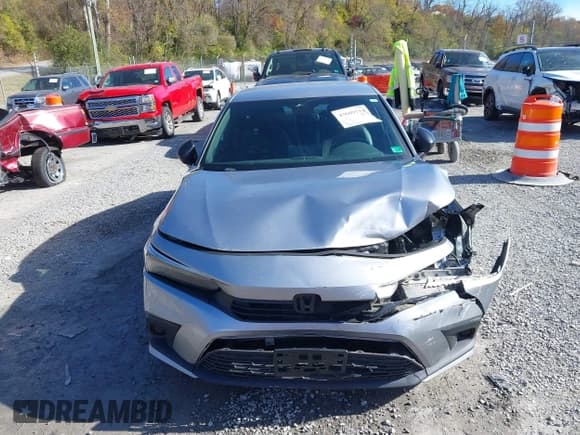 ✅ 2022 Honda Civic Sport • VIN: 2HGFE2F58NH577387 • Lot: 43609114. Wystawiony na IAAI z przebiegiem 82 332 mil. Bezpłatny archiwum sprzedaży aukcyjnych z USA i szczegółowy raport historii pojazdu na DreamBid. Zdjęcie 12.