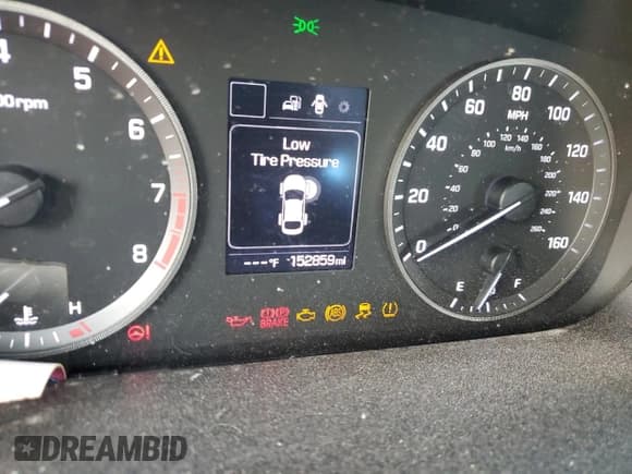 ✅ 2017 Hyundai Sonata Sport • VIN: 5NPE34AF4HH451292 • Лот: 40229593. Опубликован ранее на Copart с пробегом 152 859 миль. Бесплатный доступ к архиву аукционных продаж из США и подробный отчёт об истории автомобиля на DreamBid. Изображение 9.