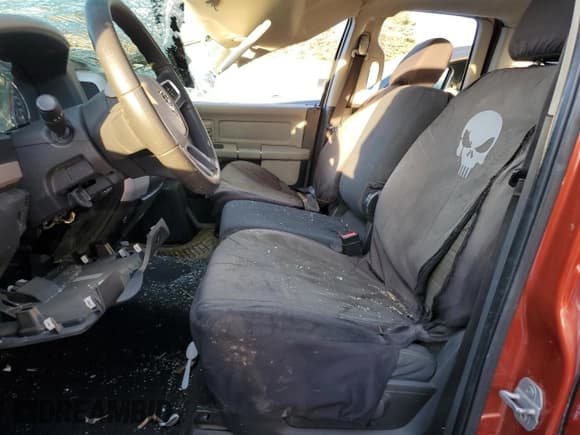 ✅ 2009 Dodge 1500 TRX • VIN: 1D3HV18P49S784929 • Lot: 42786935. Wystawiony na Copart z przebiegiem Nie podano. Bezpłatny archiwum sprzedaży aukcyjnych z USA i szczegółowy raport historii pojazdu na DreamBid. Zdjęcie 7.