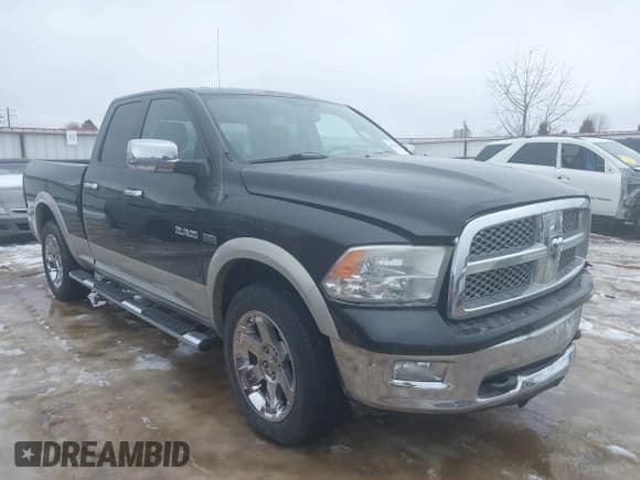 ✅ 2009 Dodge 1500 SLT • VIN: 1D3HV18TX9S763872 • Lot: 41609783. Wystawiony na IAAI z przebiegiem 154 902 mil. Bezpłatny archiwum sprzedaży aukcyjnych z USA i szczegółowy raport historii pojazdu na DreamBid. Zdjęcie 1.