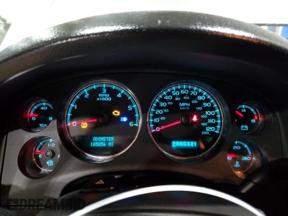 ✅ 2007 Chevrolet Suburban LTZ • VIN: 3GNFK16Y47G309457 • Lot: 88775185. Wystawiony na Copart z przebiegiem 185 056 mil. Bezpłatny archiwum sprzedaży aukcyjnych z USA i szczegółowy raport historii pojazdu na DreamBid. Zdjęcie 9.