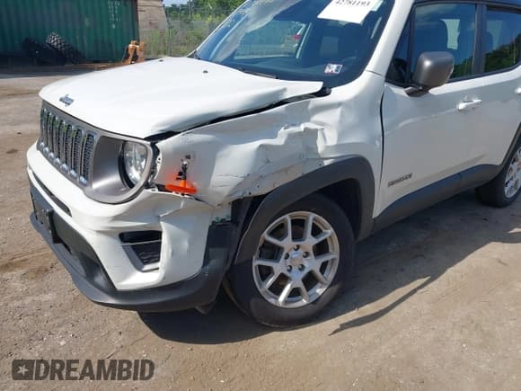 ✅ 2021 Jeep Renegade Limited • VIN: ZACNJDD19MPM21502 • Lot: 42781193. Wystawiony na IAAI z przebiegiem 72 831 mil. Bezpłatny archiwum sprzedaży aukcyjnych z USA i szczegółowy raport historii pojazdu na DreamBid. Zdjęcie 6.