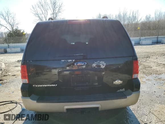 ✅ 2006 Ford Expedition Eddie Bauer • VIN: 1FMPU18566LA37758 • Lot: 88683665. Listed on Copart with 223,308 mi. Free auction sales archive from the USA and detailed vehicle history report at DreamBid. Image 6.
