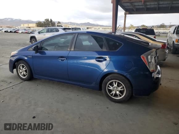 ✅ 2010 Toyota Prius IV • VIN: JTDKN3DU4A0169660 • Lot: 93268465. Listed on Copart with 199,996 mi. Free auction sales archive from the USA and detailed vehicle history report at DreamBid. Image 2.