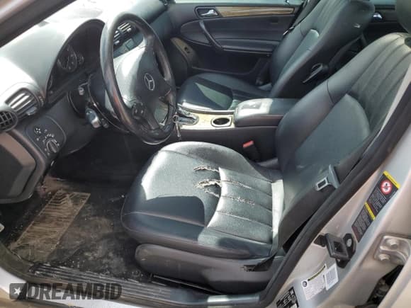 ✅ 2007 Mercedes-Benz C 280 Luxury • VIN: WDBRF54H77F923469 • Лот: 52780005. Опубликован ранее на Copart с пробегом 237 746 миль. Бесплатный доступ к архиву аукционных продаж из США и подробный отчёт об истории автомобиля на DreamBid. Изображение 7.