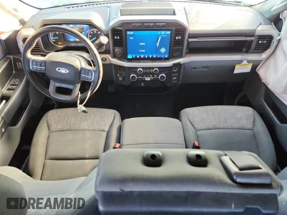 ✅ 2005 Chevrolet Malibu • VIN: 1G1ZS52855F294431 • Lot: 84606905. Listed on Copart with 26,751 mi. Free auction sales archive from the USA and detailed vehicle history report at DreamBid. Image 8.