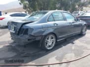 ✅ 2013 Mercedes-Benz C 250 Sport • VIN: WDDGF4HB5DA779962 • Lot: 42519877. Wystawiony na IAAI z przebiegiem 68 135 mil. Bezpłatny archiwum sprzedaży aukcyjnych z USA i szczegółowy raport historii pojazdu na DreamBid. Zdjęcie 4.