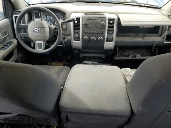 ✅ 2010 Dodge 1500 SLT • VIN: 1D7RV1GPXAS225071 • Lot: 51284845. Wystawiony na Copart z przebiegiem 108 174 mil. Bezpłatny archiwum sprzedaży aukcyjnych z USA i szczegółowy raport historii pojazdu na DreamBid. Zdjęcie 8.