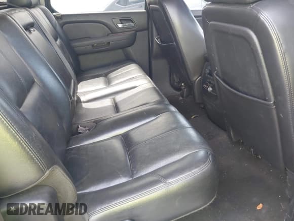 ✅ 2007 Chevrolet Silverado 1500 LTZ • VIN: 2GCEC13Y471547257 • Lot: 43568799. Listed on IAAI with 179,643 mi. Free auction sales archive from the USA and detailed vehicle history report at DreamBid. Image 8.