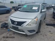 ✅ 2019 Nissan Versa S Plus • VIN: 3N1CN7AP0KL852246 • Lot: 42352278. Wystawiony na IAAI z przebiegiem 165 515 mil. Bezpłatny archiwum sprzedaży aukcyjnych z USA i szczegółowy raport historii pojazdu na DreamBid. Zdjęcie 17.