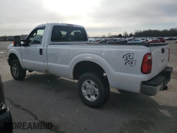 ✅ 2012 Ford F-250 XL • VIN: 1FTBF2B63CEA19489 • Lot: 50071255. Listed on Copart with 124,268 mi. Free auction sales archive from the USA and detailed vehicle history report at DreamBid. Image 2.