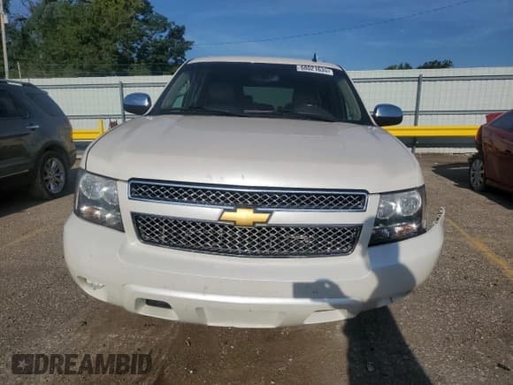✅ 2013 Chevrolet Suburban LTZ • VIN: 1GNSCKE02DR206532 • Lot: 68021635. Wystawiony na Copart z przebiegiem 176 162 mil. Bezpłatny archiwum sprzedaży aukcyjnych z USA i szczegółowy raport historii pojazdu na DreamBid. Zdjęcie 5.