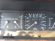 ✅ 1990 Chrysler New Yorker • VIN: 1C3XC66R7LD860297 • Lot: 43191512. Listed on IAAI with 100,310 mi. Free auction sales archive from the USA and detailed vehicle history report at DreamBid. Image 7.