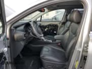 ✅ 2020 Hyundai Santa Fe SEL • VIN: 5NMS33AD8LH287210 • Lot: 82014613. Wystawiony na Copart z przebiegiem 19 864 mil. Bezpłatny archiwum sprzedaży aukcyjnych z USA i szczegółowy raport historii pojazdu na DreamBid. Zdjęcie 7.