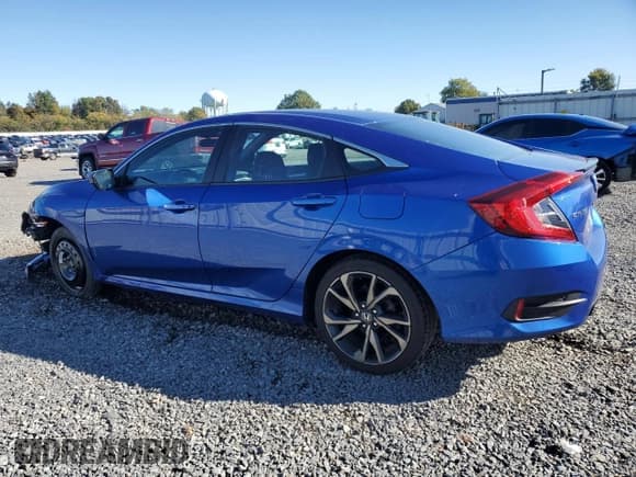 ✅ 2021 Honda Civic Sport • VIN: 2HGFC2F81MH553768 • Lot: 82382715. Listed on Copart with 50,585 mi. Free auction sales archive from the USA and detailed vehicle history report at DreamBid. Image 2.