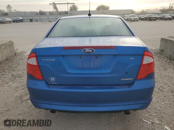 ✅ 2011 Ford Fusion SE • VIN: 3FAHP0HG2BR146652 • Lot: 84758955. Wystawiony na Copart z przebiegiem 82 319 mil. Bezpłatny archiwum sprzedaży aukcyjnych z USA i szczegółowy raport historii pojazdu na DreamBid. Zdjęcie 6.