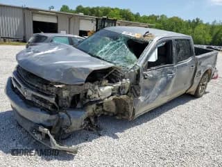 ✅ 2020 Chevrolet Silverado 1500 RST • VIN: 3GCUYEET2LG233307 • Lot: 53367185. Wystawiony na Copart z przebiegiem Nie podano. Bezpłatny archiwum sprzedaży aukcyjnych z USA i szczegółowy raport historii pojazdu na DreamBid. Zdjęcie 1.