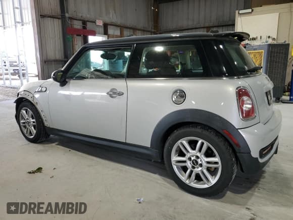 ✅ 2013 MINI Hardtop S • VIN: WMWSV3C59DT389015 • Lot: 84606325. Listed on Copart with 129,701 mi. Free auction sales archive from the USA and detailed vehicle history report at DreamBid. Image 2.