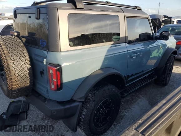 ✅ 2021 Ford Bronco • VIN: 1FMDE5CP5MLA66892 • Лот: 76394824. Опубликован ранее на Copart с пробегом 28 750 миль. Бесплатный доступ к архиву аукционных продаж из США и подробный отчёт об истории автомобиля на DreamBid. Изображение 3.