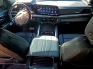 ✅ 2025 Chevrolet Suburban High Country • VIN: 1GNS6GRL9SR137022 • Lot: 95749085. Listed on Copart with 19,914 mi. Free auction sales archive from the USA and detailed vehicle history report at DreamBid. Image 8.