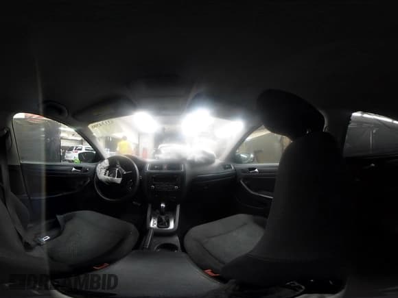 ✅ 2014 Volkswagen Jetta S • VIN: 3VW2K7AJ6EM389425 • Lot: 43134308. Wystawiony na IAAI z przebiegiem 162 228 mil. Bezpłatny archiwum sprzedaży aukcyjnych z USA i szczegółowy raport historii pojazdu na DreamBid. Zdjęcie 17.