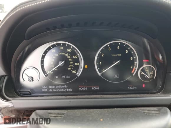 ✅ 2013 BMW 6 Series 650i • VIN: WBAYP9C53DDW21402 • Lot: 61458055. Listed on Copart with 90,694 mi. Free auction sales archive from the USA and detailed vehicle history report at DreamBid. Image 9.