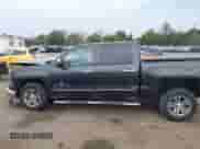 2015 Chevrolet Silverado 1500 LT z VIN 3GCUKREC9FG412201, wystawiony jako IAAI lot #43291126 z przebiegiem 141 513 mil mil oraz . Historia ofert i sprzedaży dostępna na DreamBid. Obrazek 15.