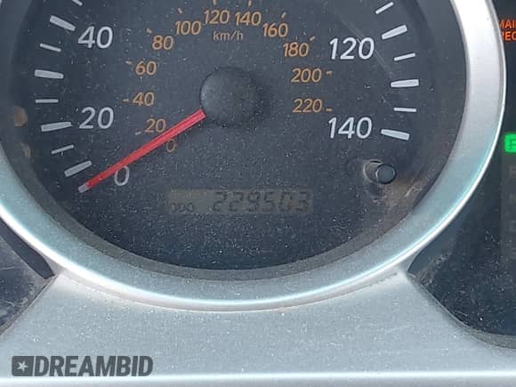 2006 Toyota Highlander с VIN JTEGD21A560141284, выставлен на аукционе IAAI как лот 43358293 с пробегом 229 503 миль миль и . История ставок и продаж доступна на DreamBid. Изображение 16.