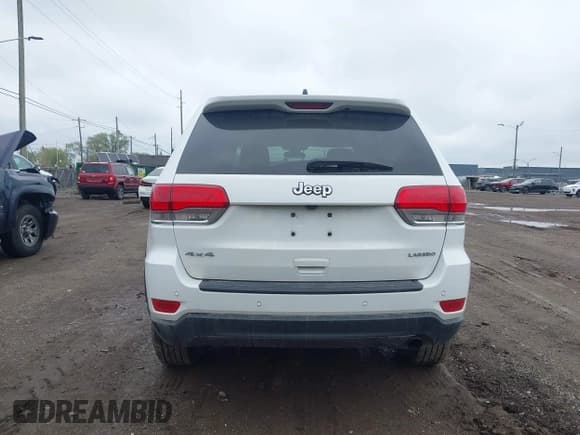 ✅ 2019 Jeep Grand Cherokee Upland • VIN: 1C4RJFAG7KC721131 • Lot: 42177456. Listed on IAAI with 97,612 mi. Free auction sales archive from the USA and detailed vehicle history report at DreamBid. Image 16.