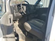 ✅ 2023 Chevrolet Express Cargo • VIN: 1GCWGAFP3P1184760 • Лот: 91000205. Опубликован ранее на Copart с пробегом 65 564 миль. Бесплатный доступ к архиву аукционных продаж из США и подробный отчёт об истории автомобиля на DreamBid. Изображение 8.