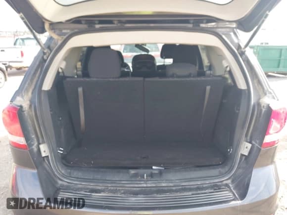 ✅ 2019 Dodge Journey SE • VIN: 3C4PDCBG0KT868682 • Lot: 43338811. Wystawiony na IAAI z przebiegiem 89 649 mil. Bezpłatny archiwum sprzedaży aukcyjnych z USA i szczegółowy raport historii pojazdu na DreamBid. Zdjęcie 16.