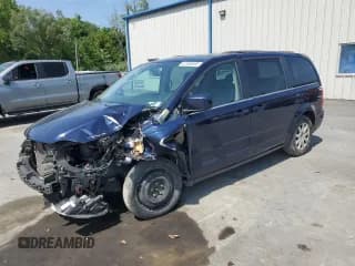 ✅ 2016 Chrysler Town & Country LX • VIN: 2C4RC1AG1GR128831 • Lot: 67836635. Listed on Copart with 105,795 mi. Free auction sales archive from the USA and detailed vehicle history report at DreamBid. Image 1.