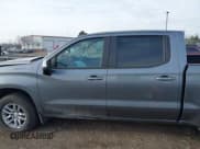 ✅ 2019 Chevrolet Silverado 1500 LT • VIN: 1GCUYDED3KZ221412 • Lot: 40814033. Wystawiony na IAAI z przebiegiem 150 547 mil. Bezpłatny archiwum sprzedaży aukcyjnych z USA i szczegółowy raport historii pojazdu na DreamBid. Zdjęcie 14.