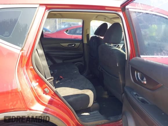 ✅ 2016 Nissan Rogue SV • VIN: 5N1AT2MV9GC822118 • Lot: 42642147. Listed on IAAI with 159,580 mi. Free auction sales archive from the USA and detailed vehicle history report at DreamBid. Image 8.