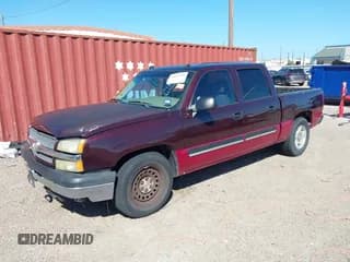 ✅ 2005 Chevrolet Silverado 1500 LS • VIN: 2GCEC13T251324703 • Lot: 43429951. Wystawiony na IAAI z przebiegiem 220 217 mil. Bezpłatny archiwum sprzedaży aukcyjnych z USA i szczegółowy raport historii pojazdu na DreamBid. Zdjęcie 2.
