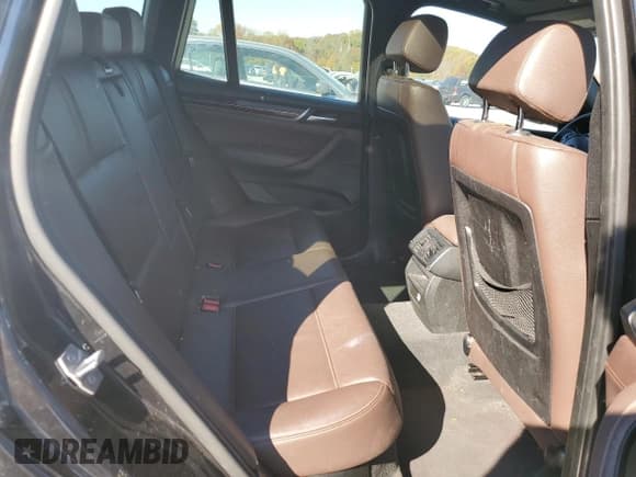 ✅ 2015 BMW X3 xDrive28i • VIN: 5UXWX9C55F0D56259 • Lot: 91035015. Wystawiony na Copart z przebiegiem 135 380 mil. Bezpłatny archiwum sprzedaży aukcyjnych z USA i szczegółowy raport historii pojazdu na DreamBid. Zdjęcie 11.