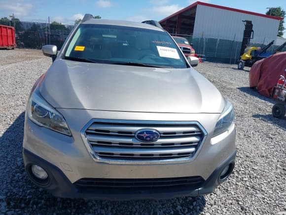 ✅ 2015 Subaru Outback Premium • VIN: 4S4BSBFC1F3328983 • Lot: 43015702. Listed on IAAI with 95,664 mi. Free auction sales archive from the USA and detailed vehicle history report at DreamBid. Image 13.