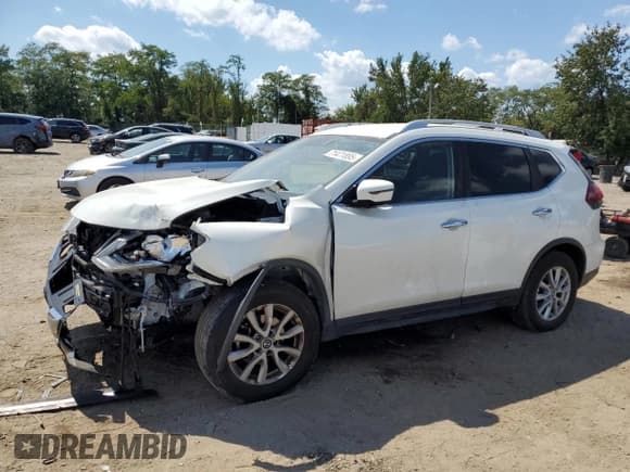✅ 2020 Nissan Rogue SV • VIN: KNMAT2MV5LP542476 • Lot: 71471895. Wystawiony na Copart z przebiegiem 117 582 mil. Bezpłatny archiwum sprzedaży aukcyjnych z USA i szczegółowy raport historii pojazdu na DreamBid. Zdjęcie 1.