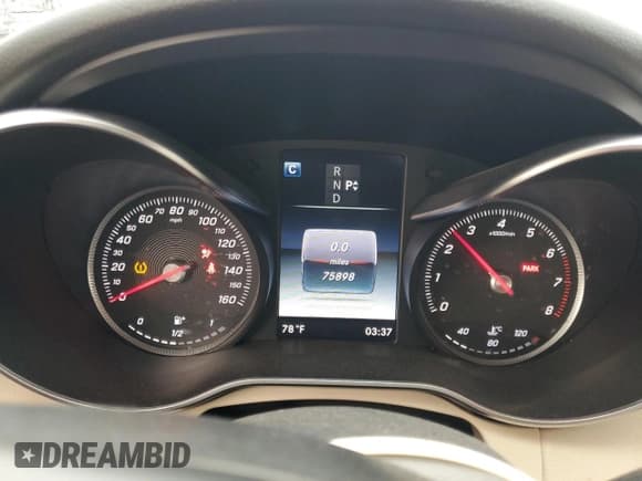 ✅ 2016 Mercedes-Benz C 300 • VIN: 55SWF4JB2GU149312 • Lot: 69902935. Wystawiony na Copart z przebiegiem 75 898 mil. Bezpłatny archiwum sprzedaży aukcyjnych z USA i szczegółowy raport historii pojazdu na DreamBid. Zdjęcie 9.