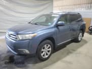 ✅ 2011 Toyota Highlander • VIN: 5TDBK3EH5BS079460 • Лот: 81057285. Опубликован ранее на Copart с пробегом 140 708 миль. Бесплатный доступ к архиву аукционных продаж из США и подробный отчёт об истории автомобиля на DreamBid. Изображение 1.